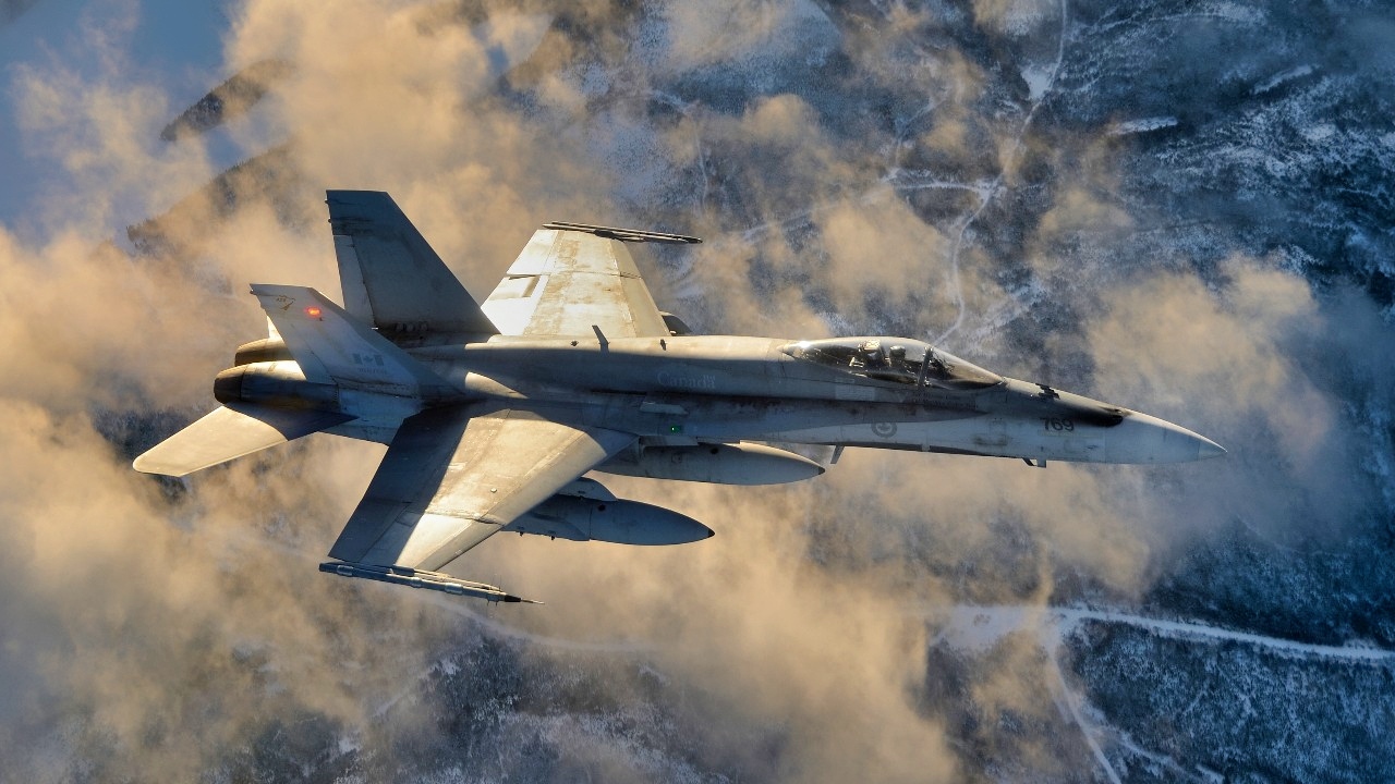 その他  Canadian Air Force CF-18 PVC CF-18 Hornet 1:72 Diecast Model - Hobby Master HM-HA3589