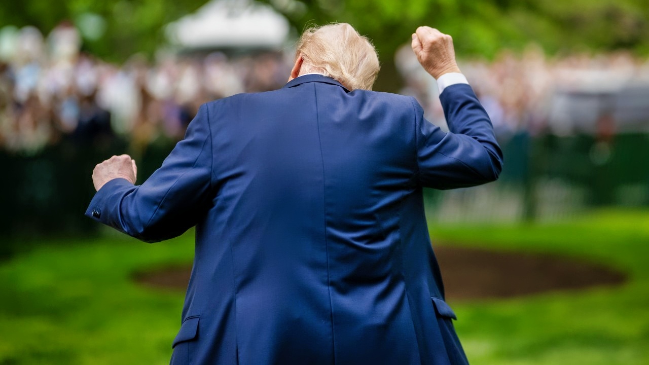President Donald Trump departs the White House Easter Egg Roll on the South Lawn, Monday, April 21, 2025. (Official White House Photo by Daniel Torok)