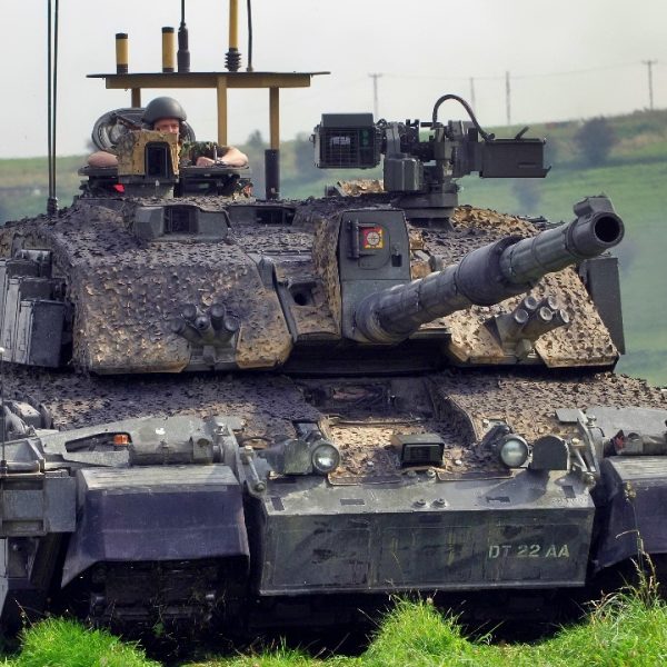 Challenger 2 Tank