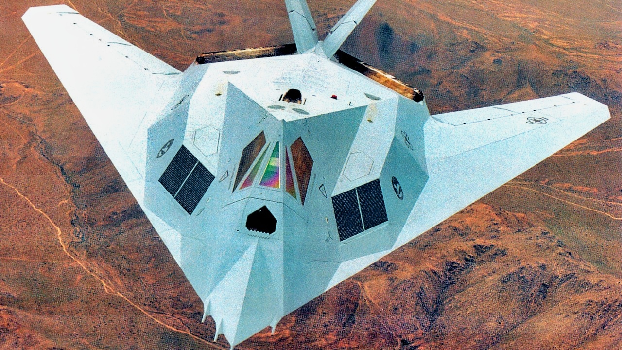 F-117 Nighthawk Stealth Fighter