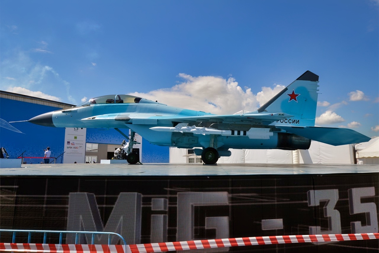 MiG-35