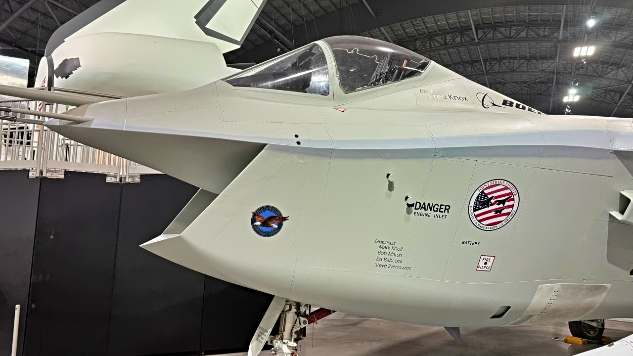 Boeing X-32 Near Space Shuttle