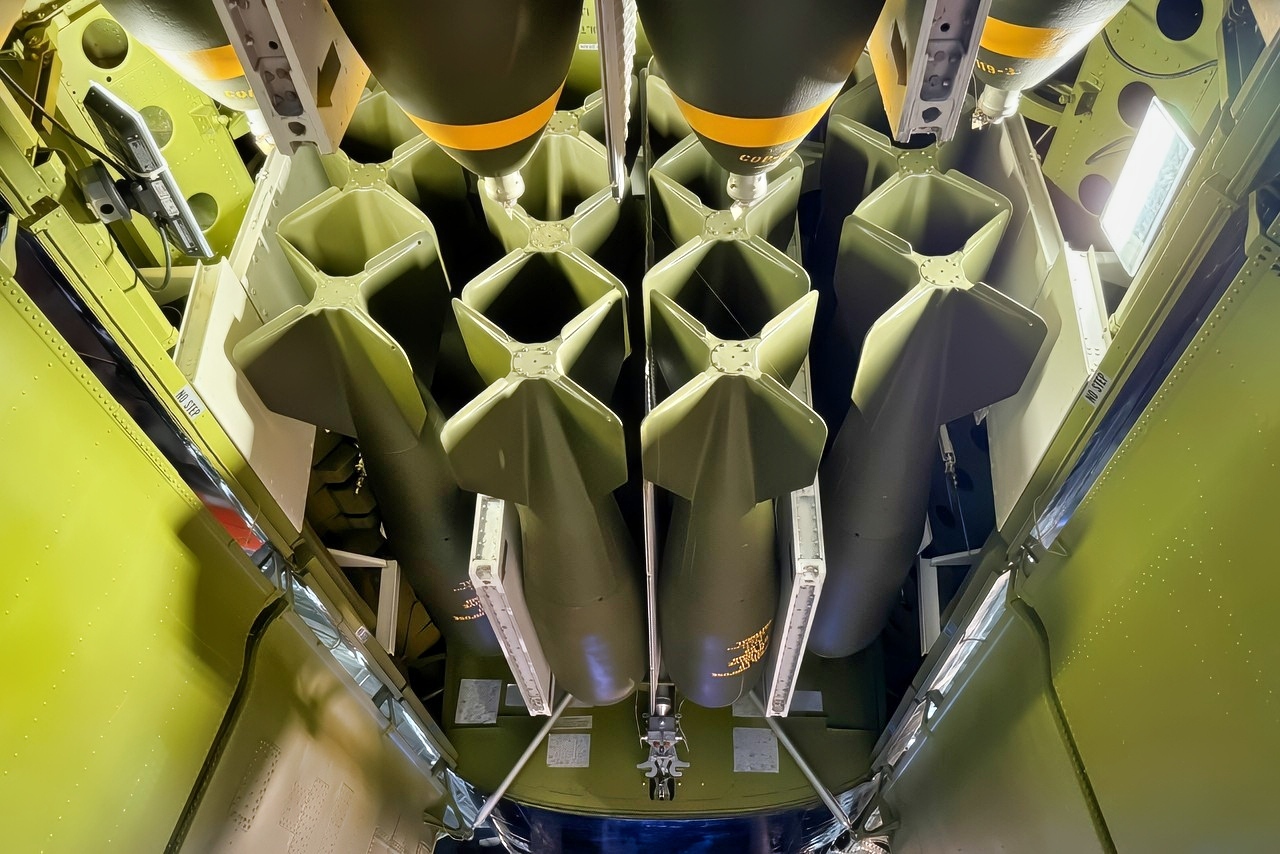 Bombs Inside the B-52 Bomber