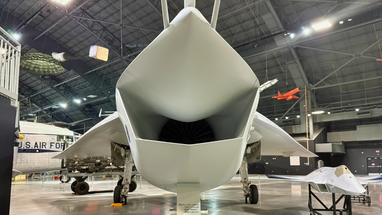 Head On Boeing X-32 Fighter