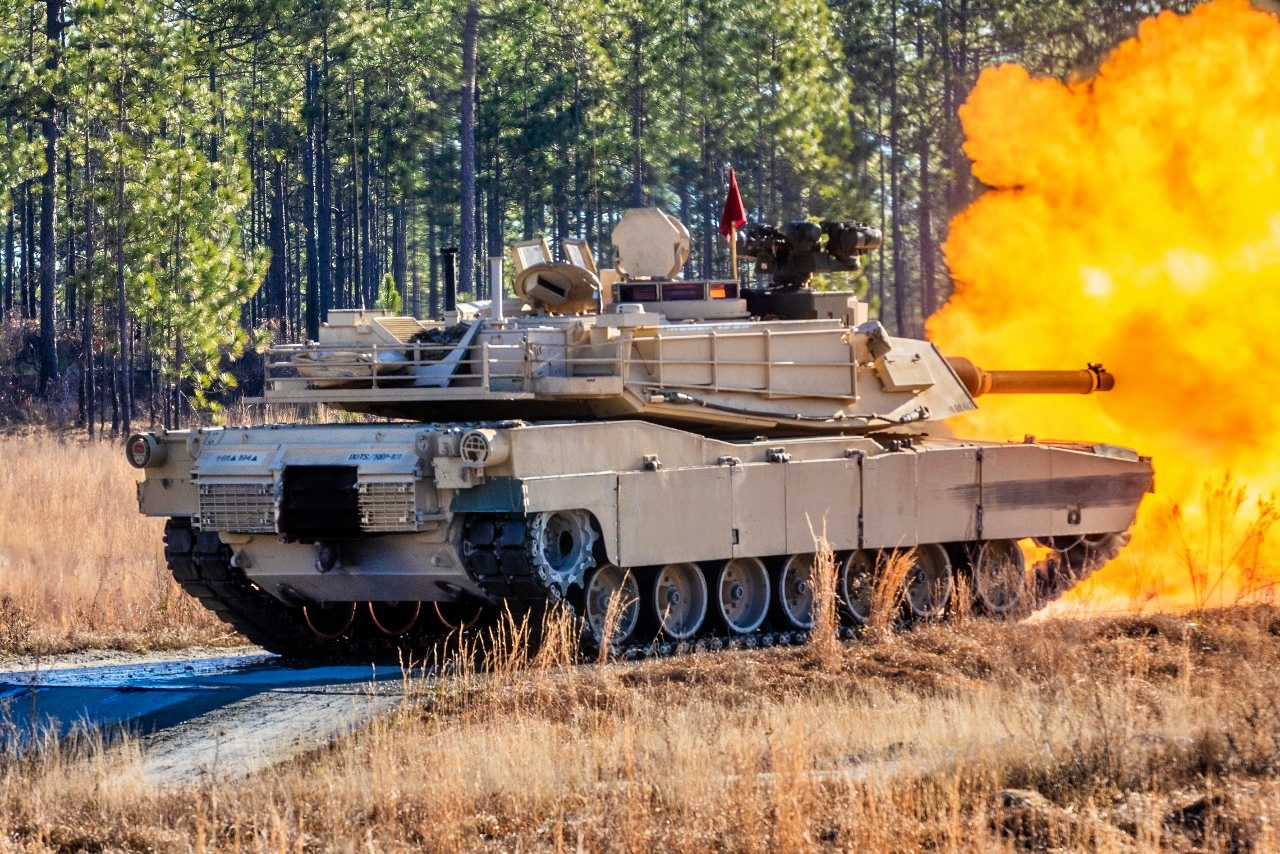 M1 Abrams Tanks Firing in 2025