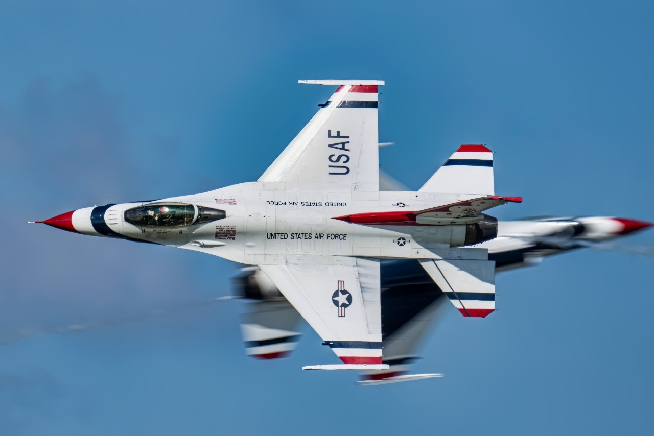 The United States Air Force Air Demonstration Squadron "Thunderbirds" perform at the Defenders of Liberty Airshow at Barksdale Air Force Base, Louisiana, March 29-30, 2025. The Thunderbirds perform at air shows across the country to showcase the capabilities of the United States Air Force, its Airmen, and the F-16 Fighting Falcon. During World War II, Barksdale served as a major bomber training base, and it has since become the home of the 2nd Bomb Wing, the oldest bomb wing in the Air Force. (U.S. Air Force photo by Tech. Sgt. Keith James)