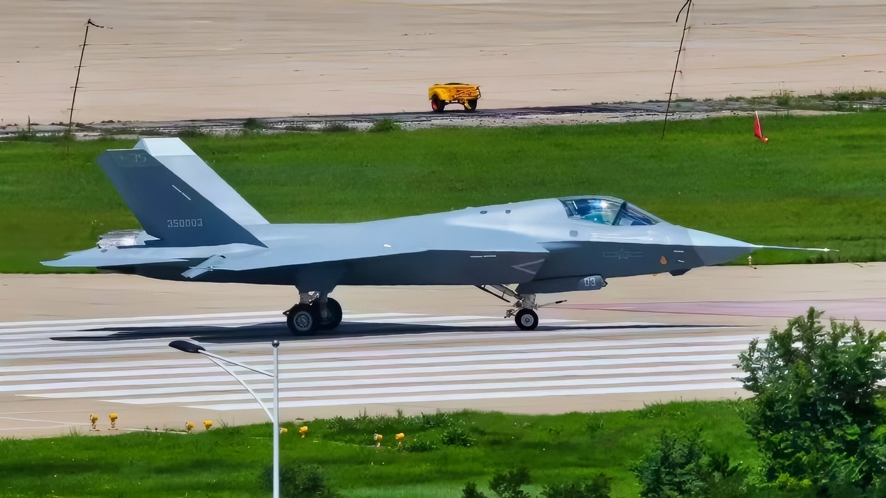 J-35 Fighter X Screenshot