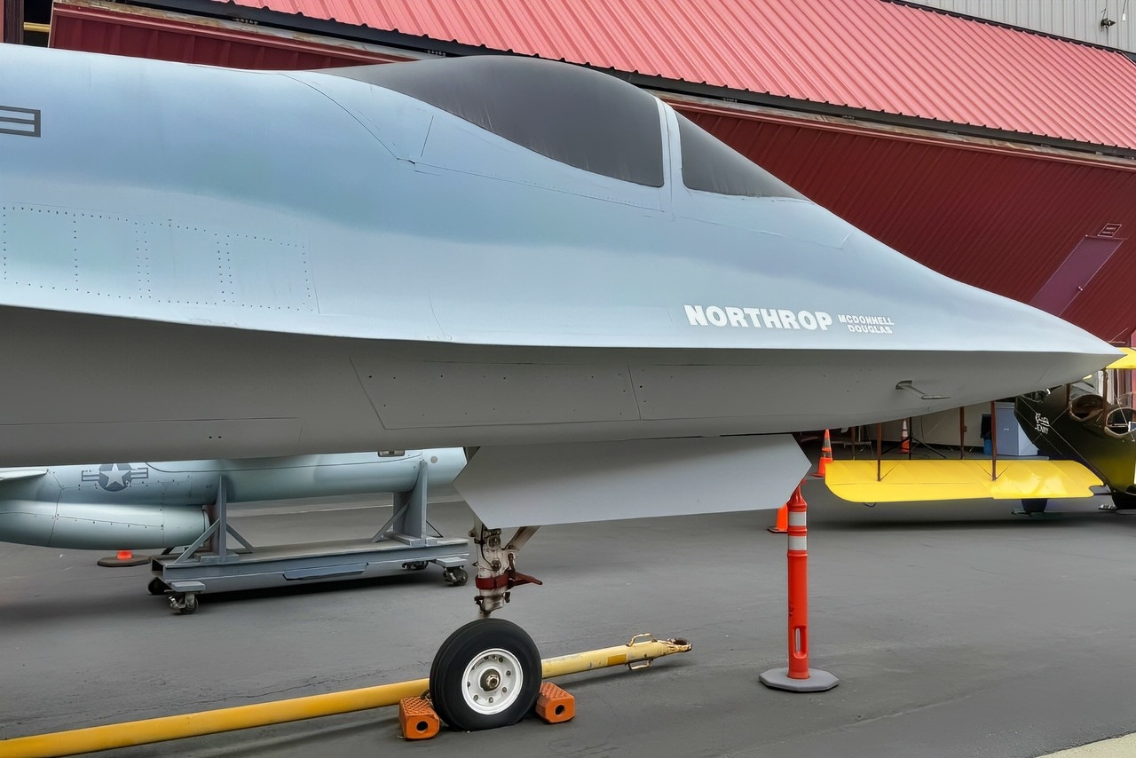 YF-23 Black Widow II Fighter In California.