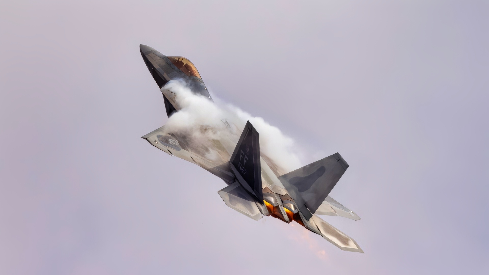 The U.S. Air Force F-22 Raptor Demonstration Team performs during the 2025 Marine Corps Air Station Miramar Air Show in San Diego, Sept. 27, 2025. The F-22 Raptor Demonstration Team performs precision aerial maneuvers at Air Shows across the world to demonstrate the unique capabilities of the world's premier 5th generation fighter aircraft. America's Air Show 2025 is a unique and incredible opportunity to witness Marine and joint aviation capabilities, civilian performers and the world-famous Blue Angels; to celebrate the 250th birthday of the Marine Corps alongside Marines and to see first-hand the innovative spirit of the Marine Corps through emerging technologies and forward-thinking. (U.S. Marine Corps photo by Lance Cpl. Jordan Searls)
