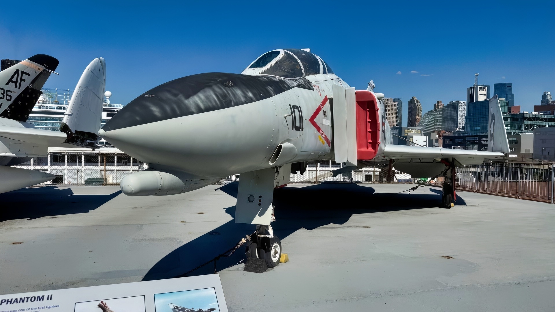 The F-4 Phantom II Fighter Has a Message for the U.S.