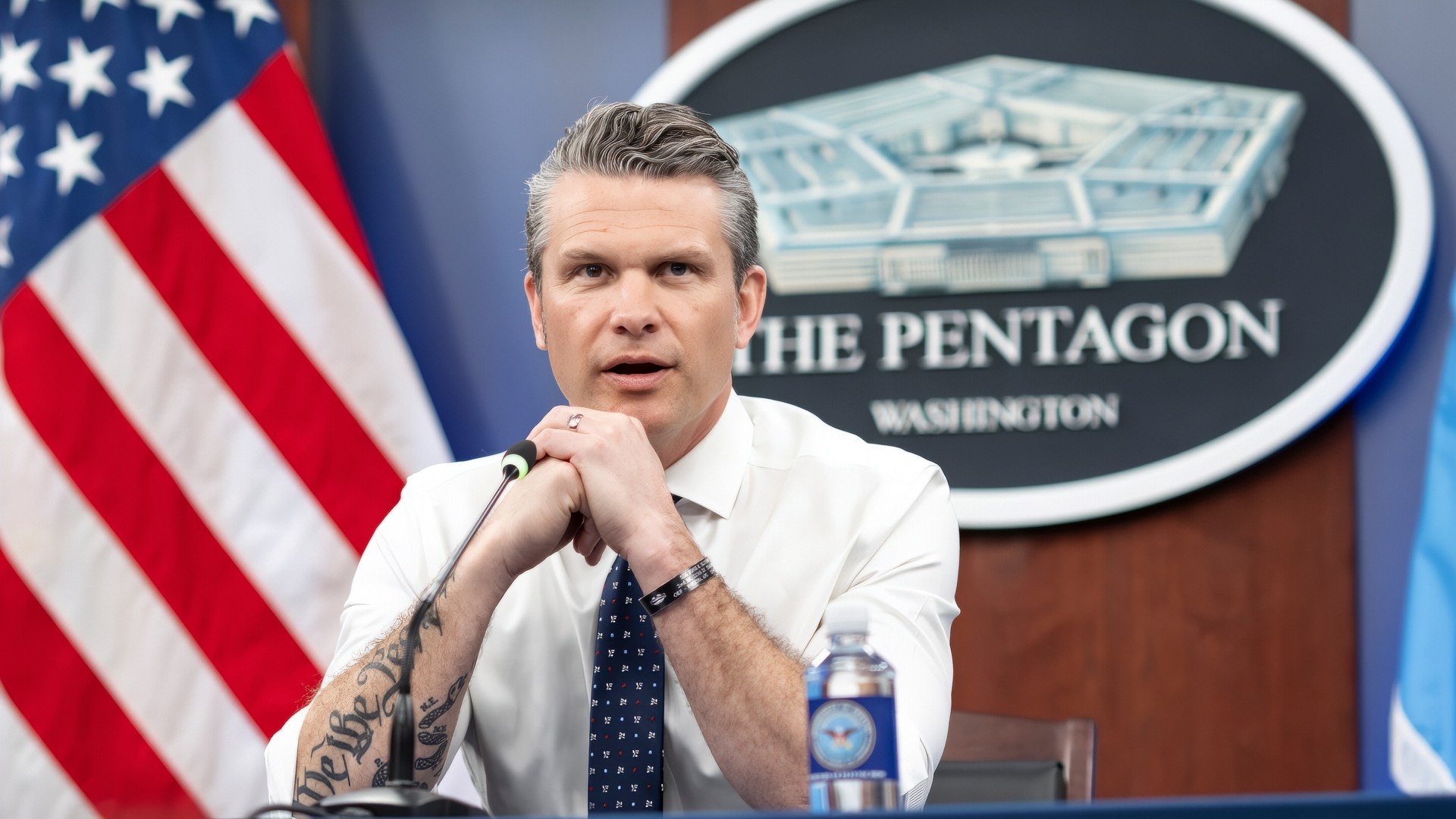 Secretary of Defense Pete Hegseth hosts a teleconference with NFL players Aaron Jones and Elijah Higgins during their visit to the 386th Air Expeditionary Wing in Kuwait from the Pentagon, Washington, D.C., April 2, 2025. (DoD photo by U.S. Navy Petty Officer 1st Class Alexander Kubitza)