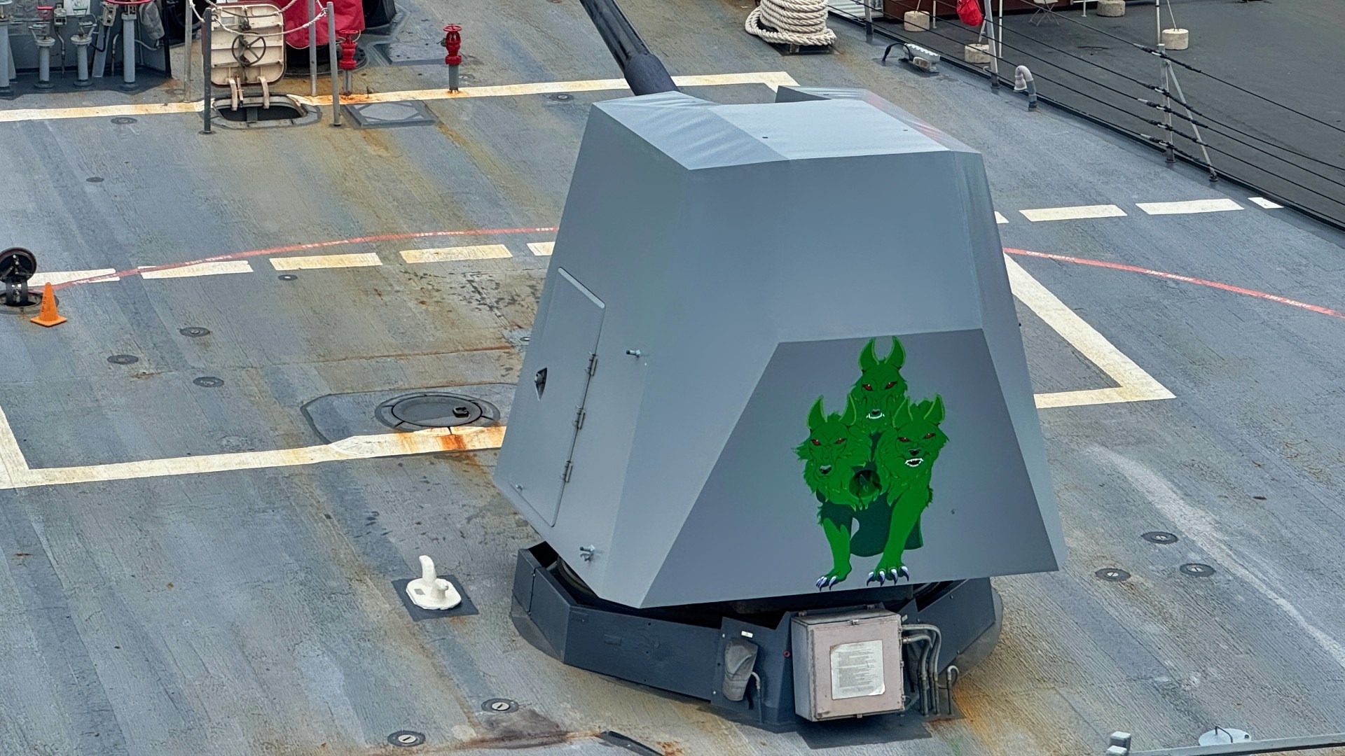 USS Lassen Deck Gun U.S. Navy