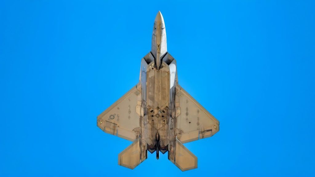 China’s J-20 Stealth Fighter vs. America’s F-22 Raptor: Who Wins Summed Up in 4 Words