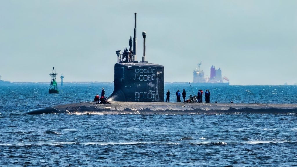 Virginia-class fast-attack submarine USS Montana (SSN 794) transits Tokyo Bay, April 28, 2026. Montana, homeported in Pearl Harbor, Hawaii, and assigned to Submarine Squadron 1, is conducting routine operations in the U.S. 7th Fleet area of operations. U.S. 7th Fleet, the Navy’s largest forward-deployed numbered fleet, routinely interacts and operates with allies and partners in preserving a free and open Indo-Pacific. (U.S. Navy photo by Mass Communication Specialist 2nd Class Daniel G. Providakes)