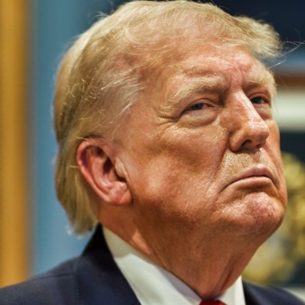 President Donald J. Trump watches the liftoff of Artemis II in the Outer Oval Office, Wednesday, April 1, 2026. (Official White House Photo by Daniel Torok)