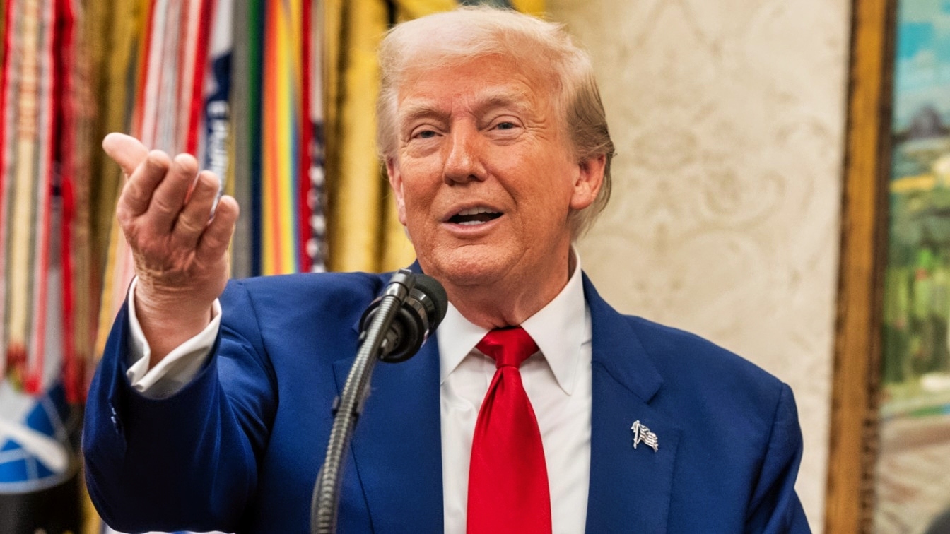 Donald Trump in the Oval Office