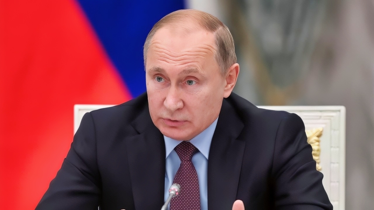 Putin Meeting with Duma 2018 Creative Commons Photo
