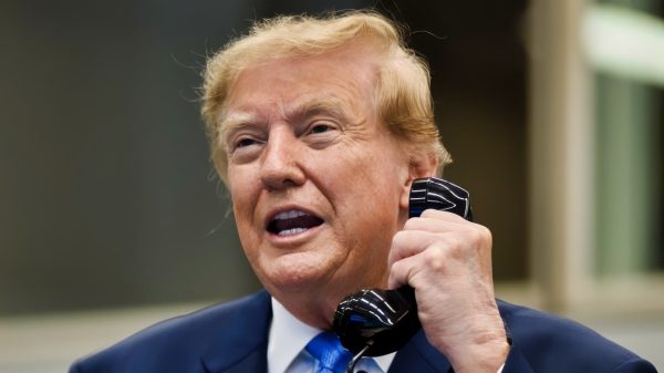 President Donald J. Trump calls the International Space Station from NASA Mission Control Center at the NASA Johnson Space Center, Friday, August 28, 2026, in Houston, Texas. (Official White House Photo by Daniel Torok)