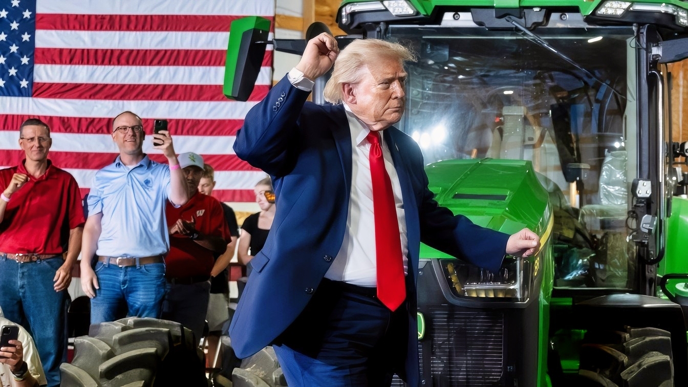 President Donald J. Trump participates in a roundtable discussion in support of Wisconsin farmers at Custer Farms in Eau Claire, Wisconsin on Friday, June 5, 2026. (Official White House Photo by Joyce N. Boghosian)